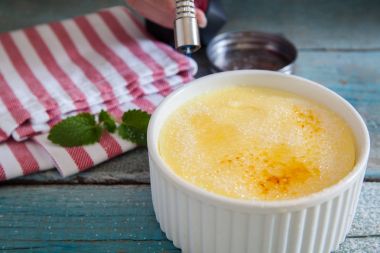 lezzetli Creme brulee