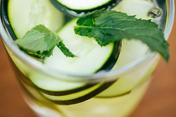 Infused Detox Water With Cucumber — Stock Photo, Image