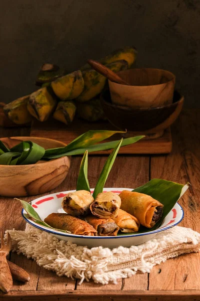 Piscok Chocolate Plátano Aperitivos Tradicionales Indonesia Hecho Plátano Frito Envuelto — Foto de Stock