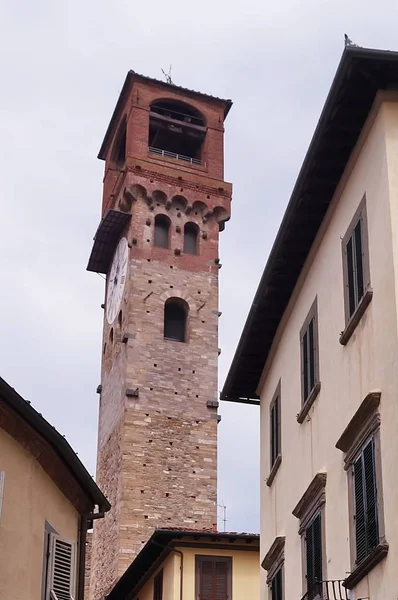 Klokkentoren, Lucca, Toscane, Italië — Stockfoto