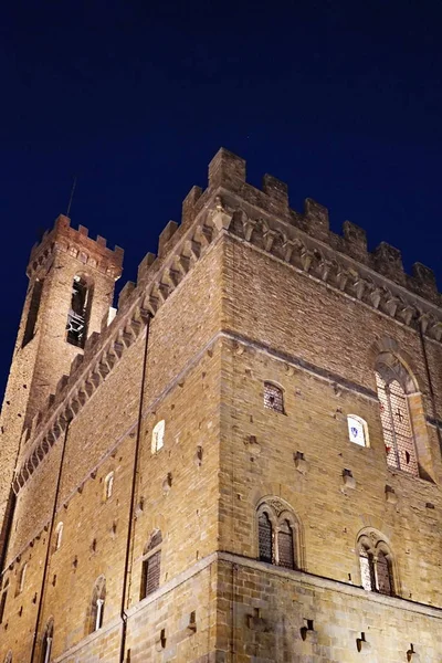 Palazzo del Bargello di notte, Firenze — Foto Stock