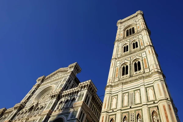 Santa Maria del Fiore Katedrali ve çan kulesi, Giotto, Floransa cephe — Stok fotoğraf