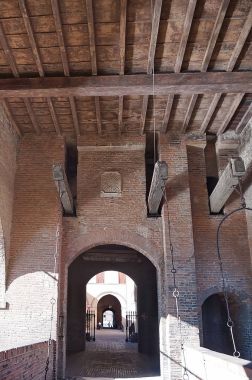 Este köprü kale, Ferrara