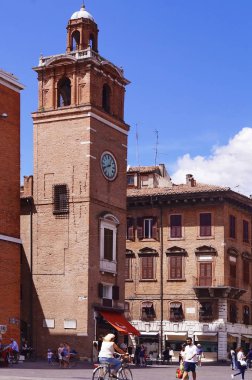 Town Hall Meydanı Ferrara