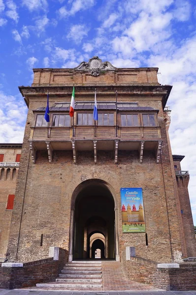 Detalle del castillo Este, Ferrara — Foto de Stock