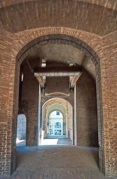 Puente de este castillo, Ferrara — Foto de Stock