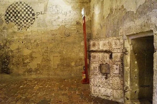Prison dans les cachots du château d'Estense à Ferrare — Photo