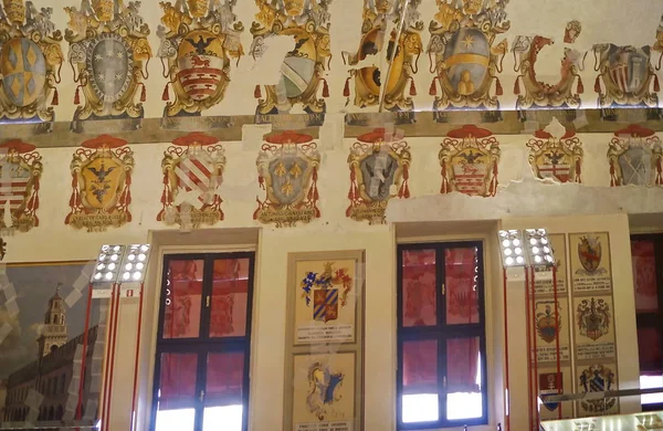 Ferrara Este şatoda silah kat Oda