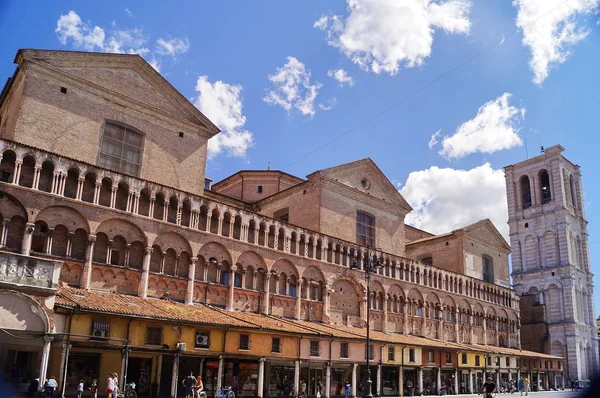 Detail der Kathedrale von Ferrara — Stockfoto