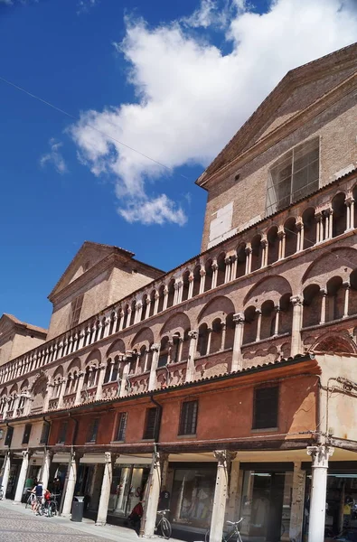 Detalhe da catedral de Ferrara — Fotografia de Stock