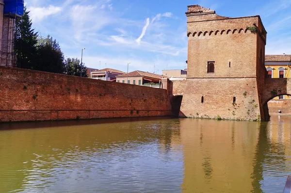 Detalle del castillo Este, Ferrara — Foto de Stock