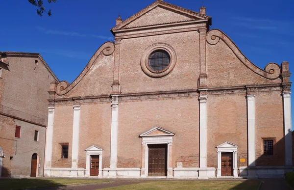 Basilika von heiliger francis, ferrara — Stockfoto