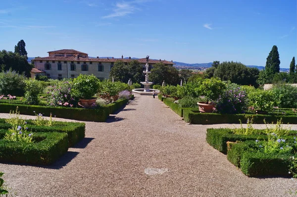 Italian garden of the Royal Villa of Castello — Stock Photo, Image