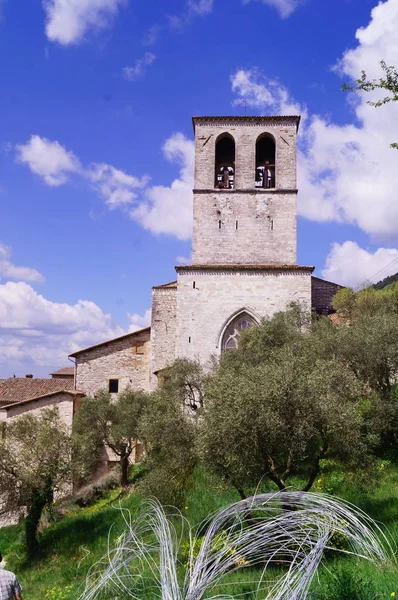 Klokkentoren van de kathedraal van Gubbio — Stockfoto