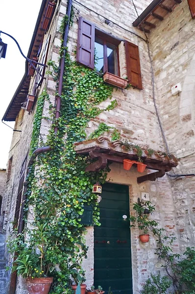 Vislumbre no centro Gubbio — Fotografia de Stock