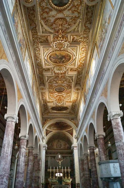 Interiér katedrály San Miniato — Stock fotografie