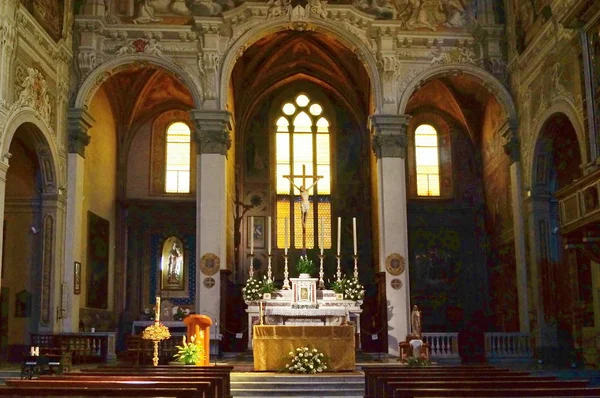 Interior da igreja de San Domenico, San Miniato — Fotografia de Stock