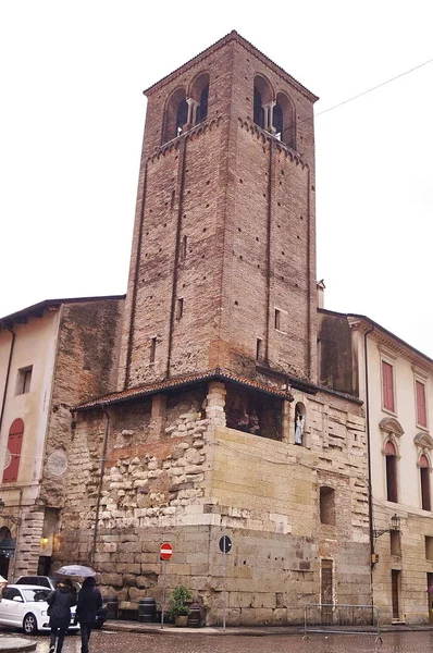 Středověká Zvonice Katedrály Vicenza Itálie — Stock fotografie