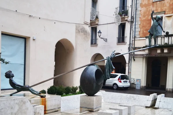 Vicenza Italien 2017 Dezember Skulptur Der Akrobaten Zentrum Der Stadt — Stockfoto