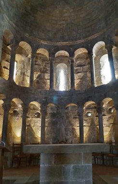 Gropina, İtalya, 2018 21 Ocak, iç San Pietro Kilisesi