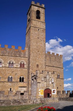 Conti Guidi Kalesi, Poppi, Toskana, İtalya