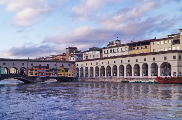 Gezwollen Rivier Arno Florence Italië — Stockfoto