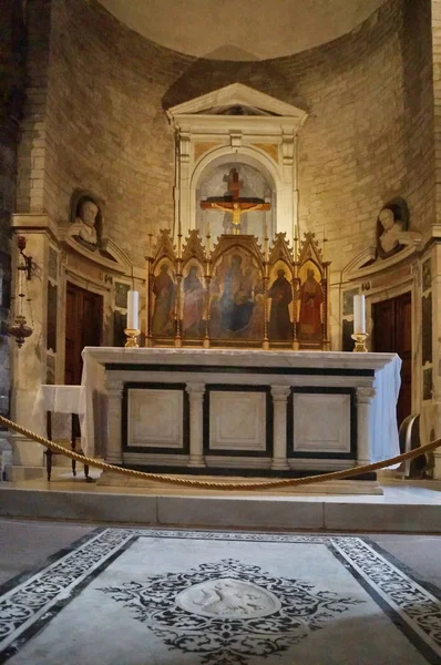 Kutsal Havariler ve Biagio Kilisesi, Floransa, İtalya