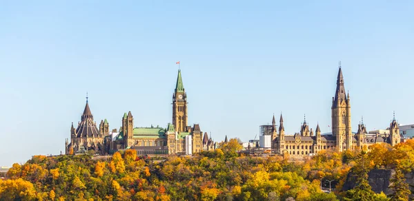 Edificios del Parlamento Canadiense del Oeste —  Fotos de Stock