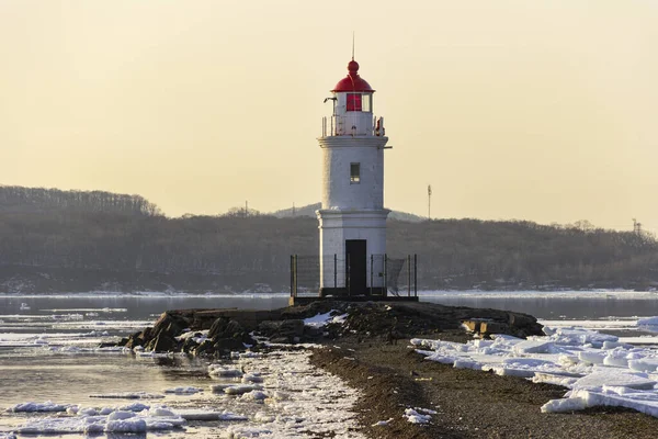 Famous Tokarevsky Lighthouse Southern Tip Vladivostok Dawn Early Spring Morning — Stock Photo, Image