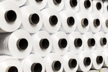 Rulo çuval yapmak için plastik fiber