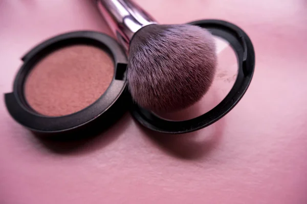 Makyaj malzemeleri, yakın çekim.