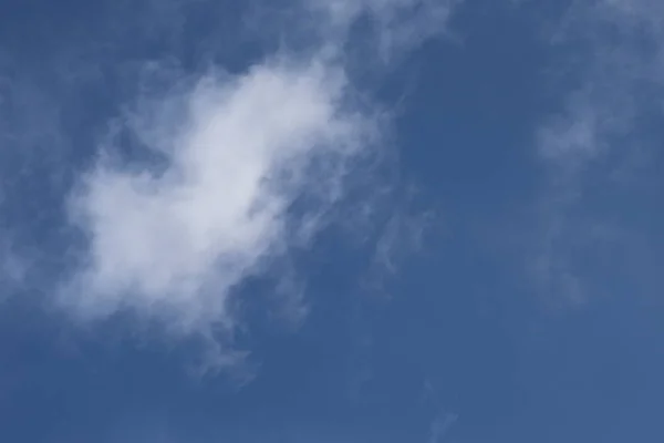 Sky Clouds Background. Blue Sky Background with Tiny Clouds — 스톡 사진