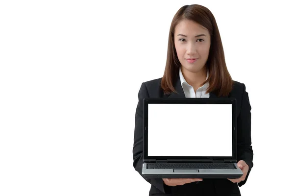 Jeune belle asiatique entreprise femme tenant ordinateur portable avec blanc s — Photo