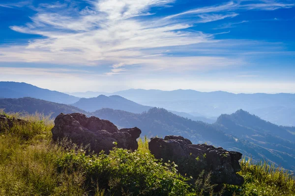 DOI Pha Tang άποψη, Επαρχία Τσιάνγκ Ράι Ταϊλάνδη. όμορ — Φωτογραφία Αρχείου