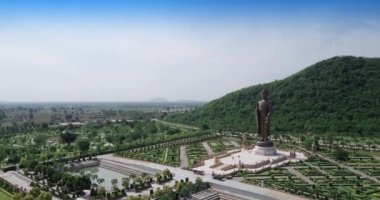 Wat Thipsukhontharam, Kanchanaburi Eyaleti, Tayland, Buda heykelleri