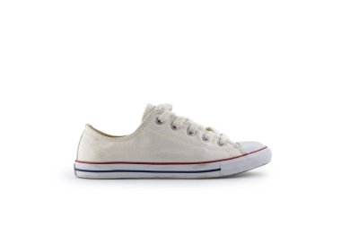 Beyaz arka plan üzerinde izole ayakkabı beyaz canvas