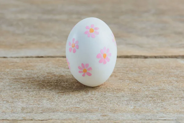 Красочные пасхальные яйца ручной работы — стоковое фото