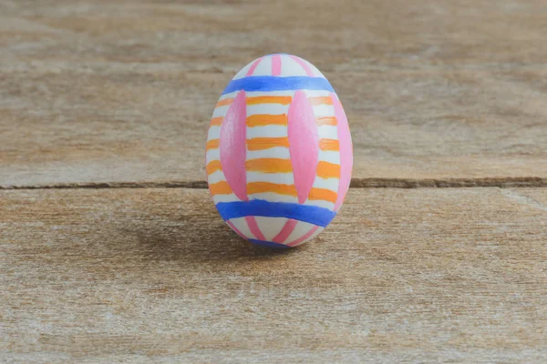 Barevná ručně dělaná velikonoční vejce — Stock fotografie
