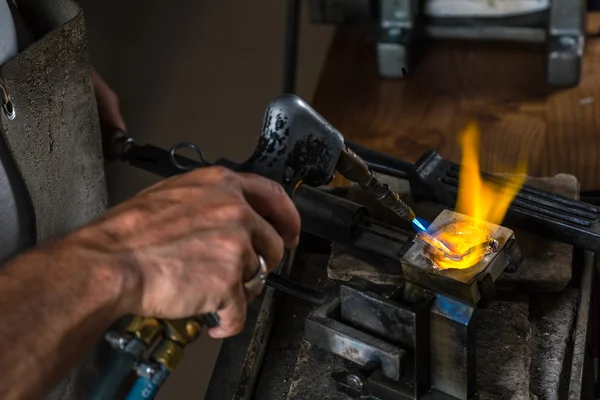 Melting a Silver Ingot in crucible with blowtorch; — Stock Photo, Image