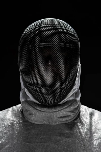 Porträtt av manliga fäktare bär mask — Stockfoto