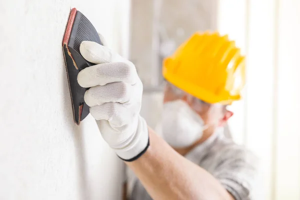 Gesso Pittore Levigare Superficie Intonacata Recente Una Parete Bianca Durante — Foto Stock