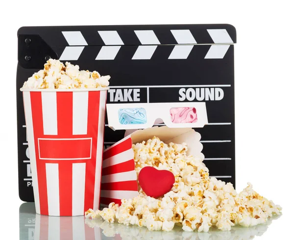 Popcorn i lådor och spilld, fest poppers, 3D-glasögon, hjärta o — Stockfoto