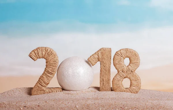 Nieuwjaarsinschrijving en 2018 in plaats van het nummer 0 — Stockfoto
