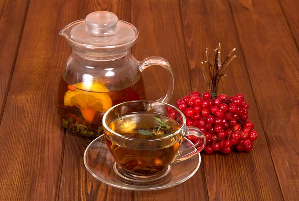 Jug Hot Tea Bunch Viburnum Colds Wooden Table — Stock Photo, Image