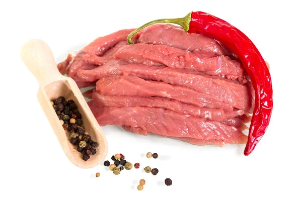 Nyers marhahús, fűszeres paprika és gombóc különböző darabokból — Stock Fotó