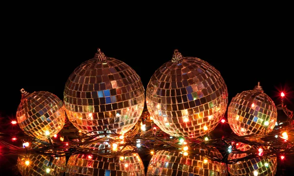 Big Small Christmas Balls Mirror Surface Isolated Black Background — Stockfoto