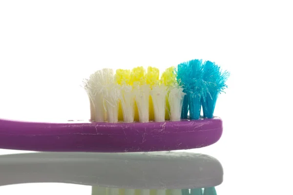 Tandenborstel met zachte borstel, geïsoleerd op wit — Stockfoto