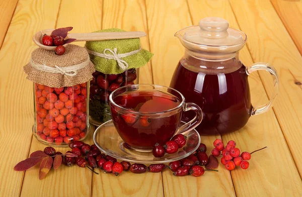 Banks Dry Fruits Mountain Ash Wild Rose Pitcher Cup Vitamin — Stock Photo, Image