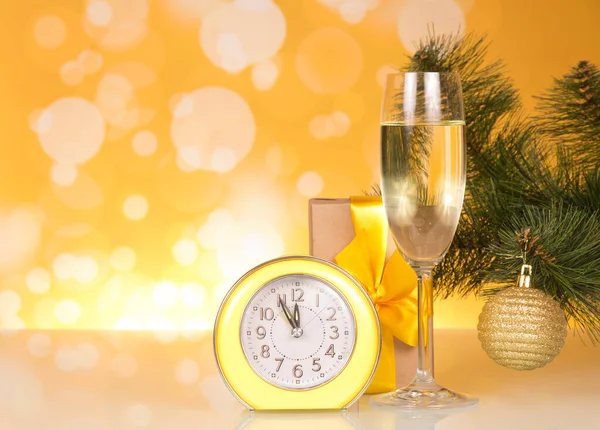 Christmas Pine Branch Toy Glass Champagne Gift Clock Bright Yellow — Stock Photo, Image