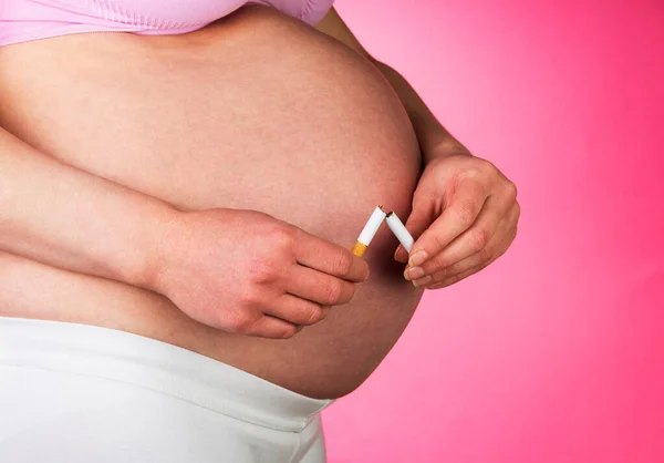 Pregnant Woman Holding Broken Cigarette Pink Background — Stock Photo, Image